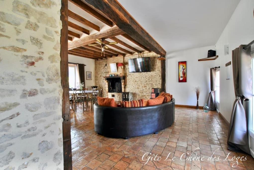 Gite Familial Pour 6 Pers En Campagne Bouere Exterior foto
